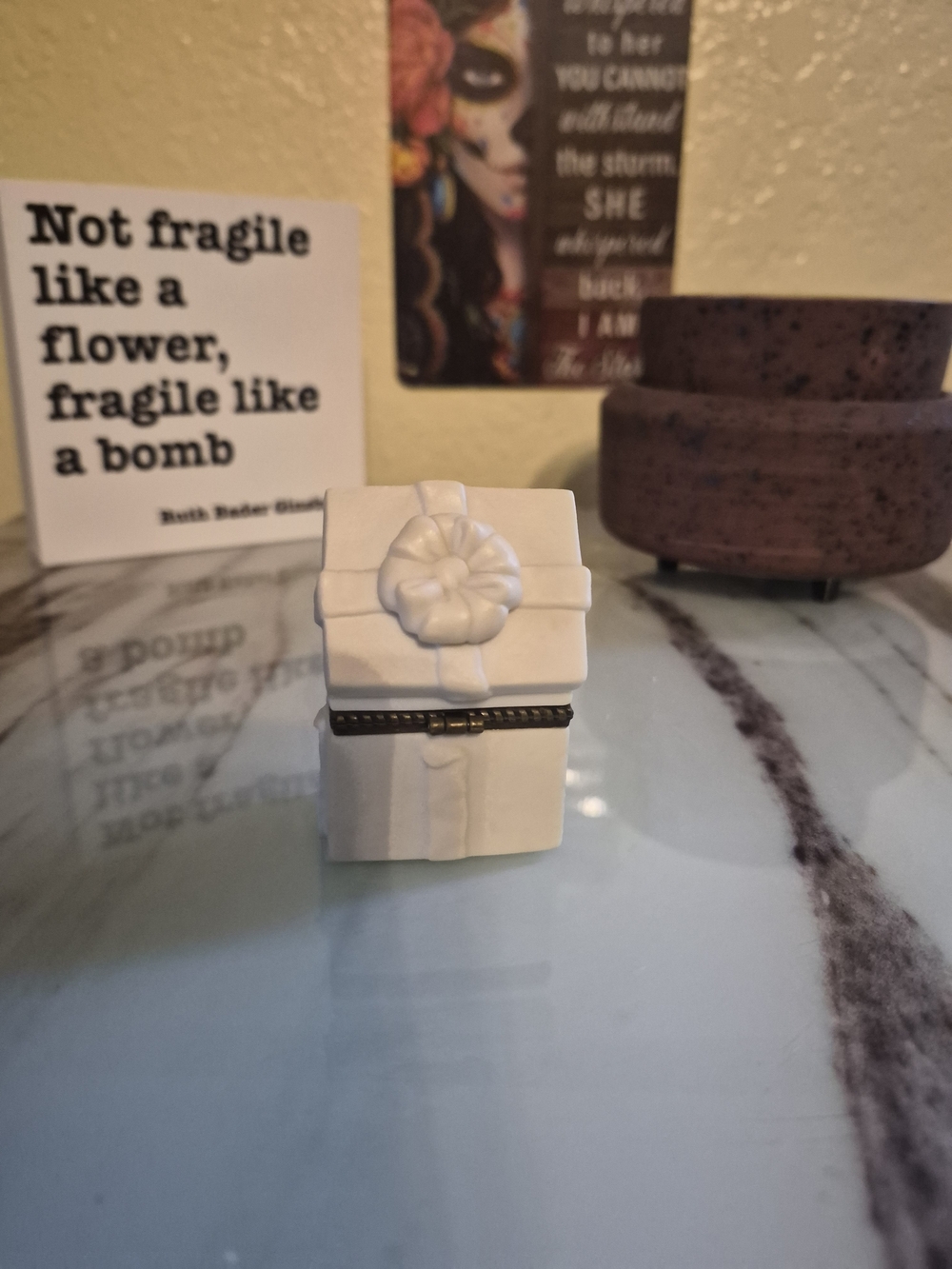 Snowbabies "Surprise" Trinket Box - Picture 3 of 7